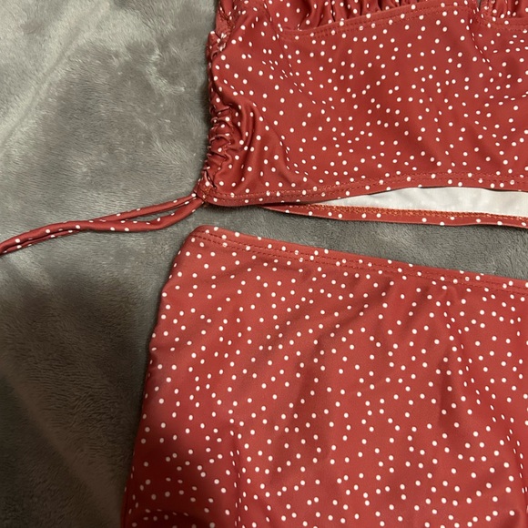 SHEIN NWOT Red- rust  Polka Dot Bikini Set - Picture 2 of 5